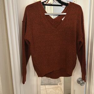 Maroon sweater